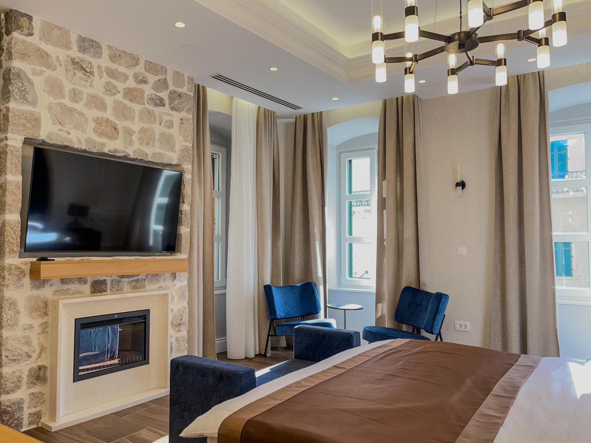 Hive Luxury Suites By Mn Property Kotor Luaran gambar