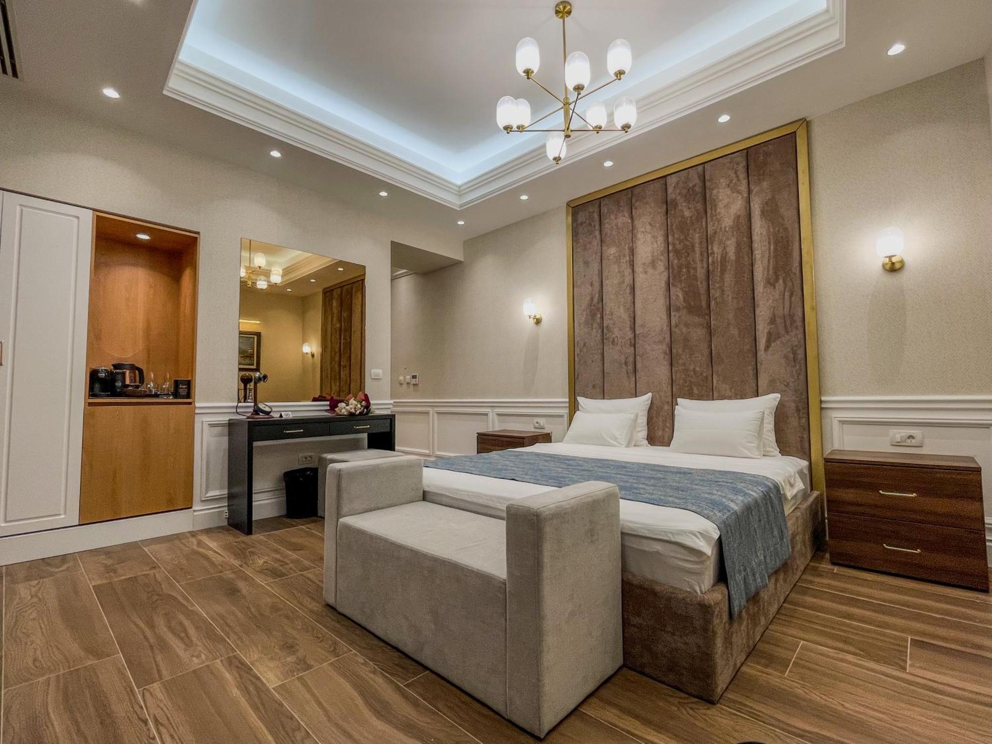 Hive Luxury Suites By Mn Property Kotor Luaran gambar